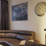 Cruiseline Lounge Apartment