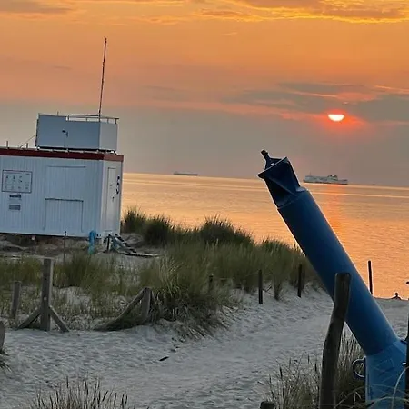 Exclusive In Warnemuende, 150m To The Beach, 2 Bathrooms, 2 Bedrooms, Sauna, Wifi And Much More. شقة *