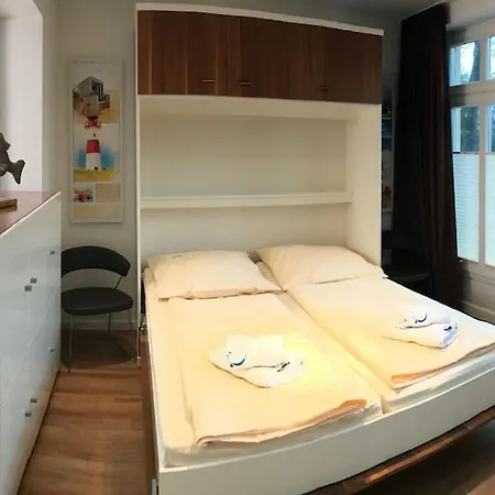 Exclusive In Warnemuende, 150m To The Beach, 2 Bathrooms, 2 Bedrooms, Sauna, Wifi And Much More.