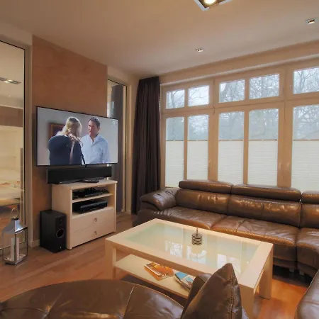 Exclusive In Warnemuende, 150m To The Beach, 2 Bathrooms, 2 Bedrooms, Sauna, Wifi And Much More. شقة روستوك