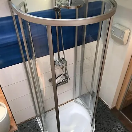 Exclusive In Warnemuende, 150m To The Beach, 2 Bathrooms, 2 Bedrooms, Sauna, Wifi And Much More. شقة *