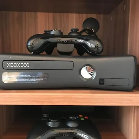 Exclusive In Warnemuende, 150m To The Beach, 2 Bathrooms, 2 Bedrooms, Sauna, Wifi And Much More. *