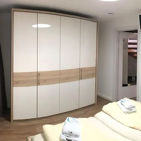 Exclusive In Warnemuende, 150m To The Beach, 2 Bathrooms, 2 Bedrooms, Sauna, Wifi And Much More. * روستوك