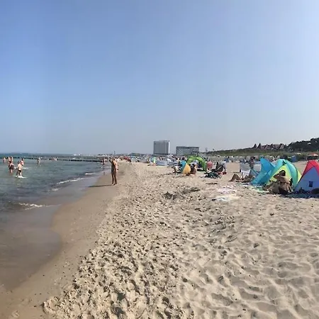 شقة Exclusive In Warnemuende, 150m To The Beach, 2 Bathrooms, 2 Bedrooms, Sauna, Wifi And Much More. روستوك