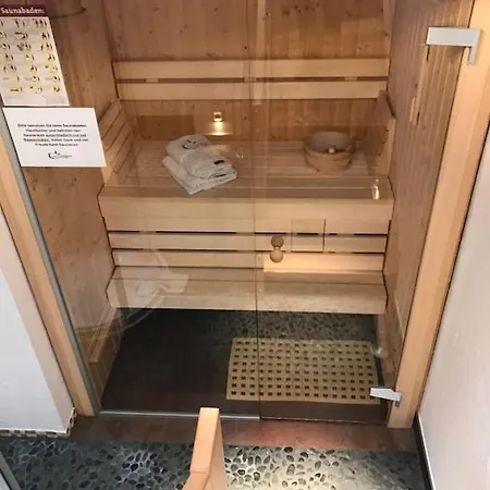 Exclusive In Warnemuende, 150m To The Beach, 2 Bathrooms, 2 Bedrooms, Sauna, Wifi And Much More. شقة