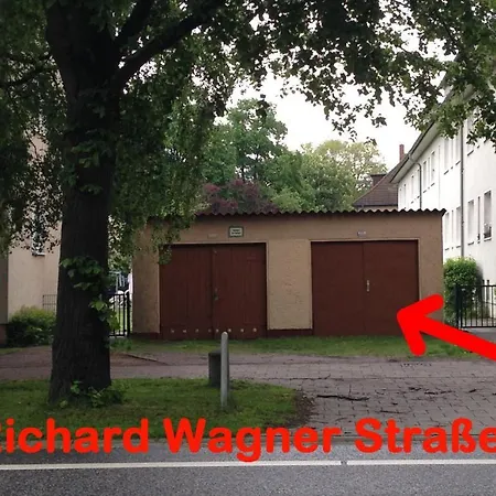 Exclusive In Warnemuende, 150m To The Beach, 2 Bathrooms, 2 Bedrooms, Sauna, Wifi And Much More. *