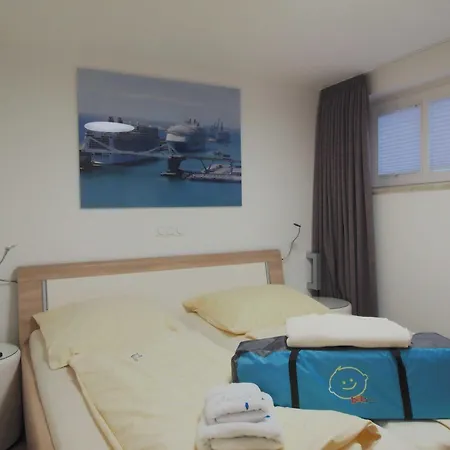 Cruiseline Lounge Daire Rostock