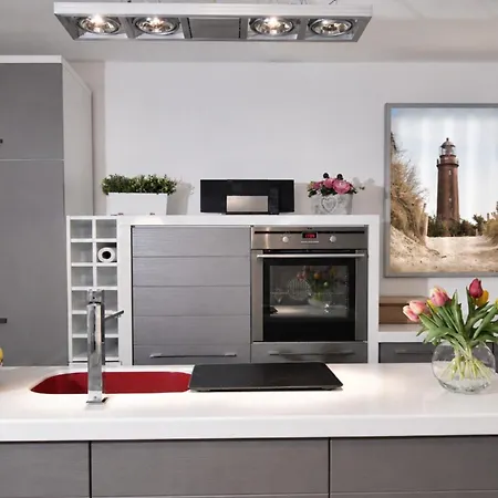 Beachside Haven: Exclusive Warnemünde With Sauna *